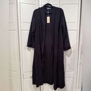 ROBE‎ NWT size medium